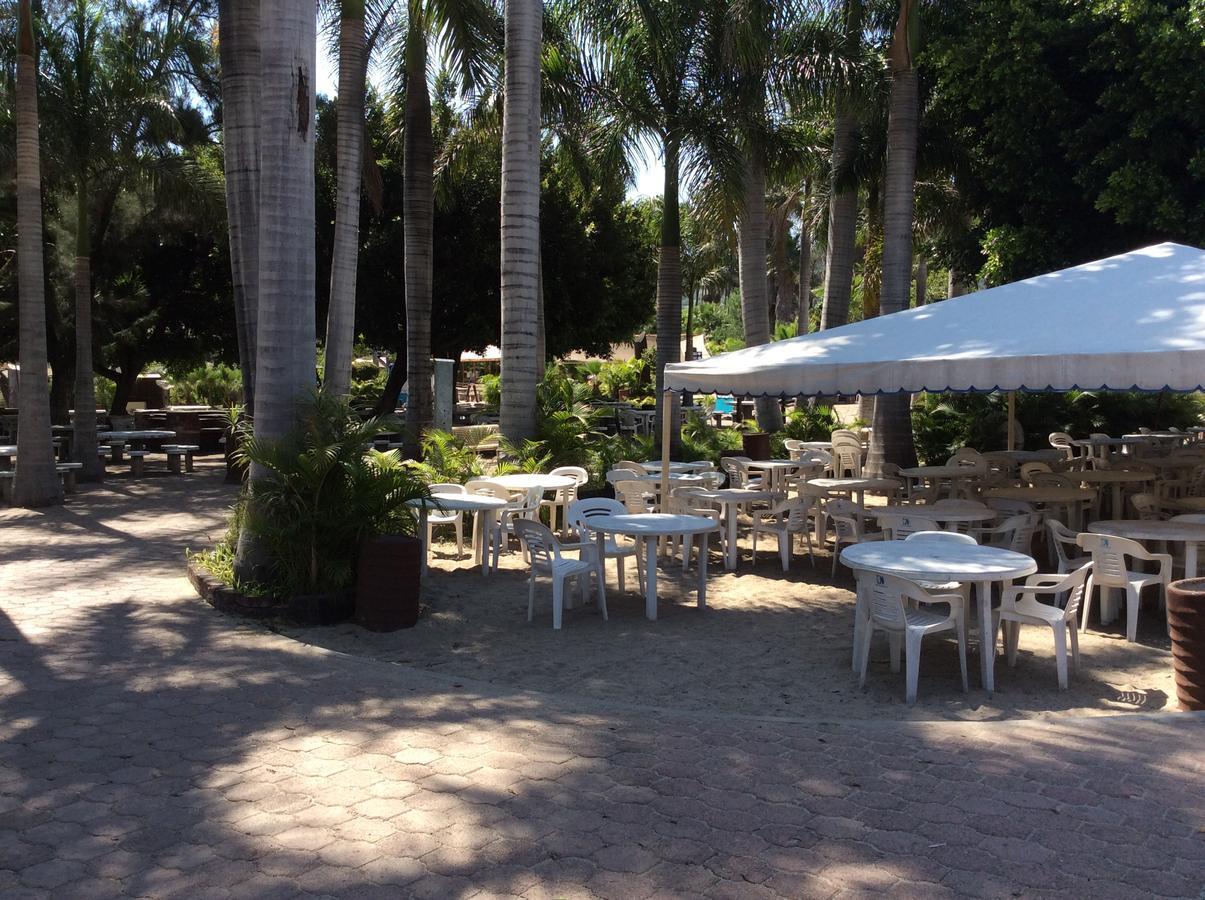 Hotel Y Parque Acuatico La Caldera Abasolo Екстериор снимка